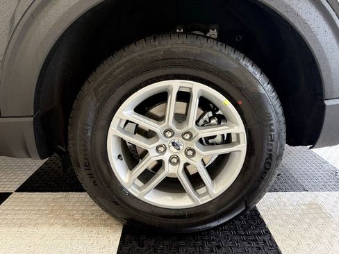 New 2026 Ford Explorer Active image 12