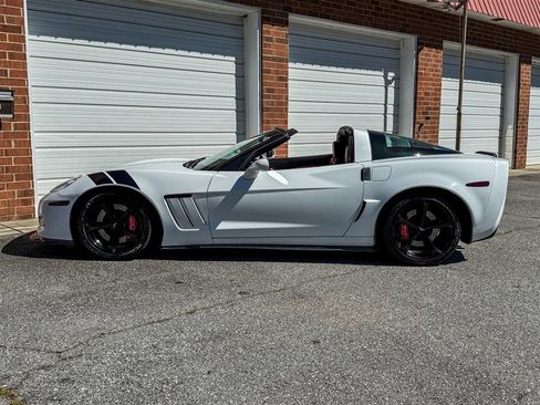 Used 2013 Chevrolet Corvette Grand Sport w/ 3LT Preferred Equipment Group image 27