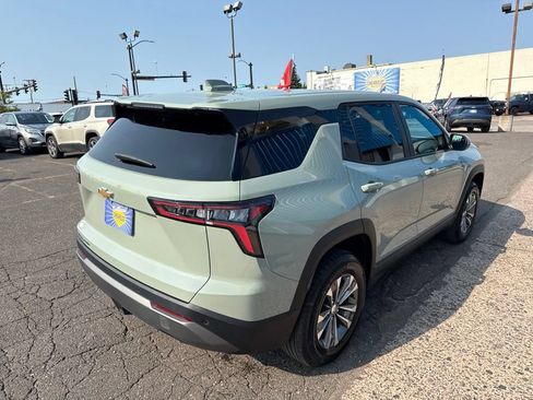 Used 2026 Chevrolet Equinox LT AWD/4WD image 12