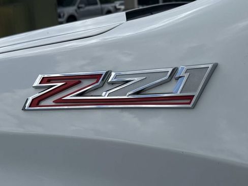 Used 2019 Chevrolet Silverado 1500 LT w/ All-Star Edition AWD/4WD image 7