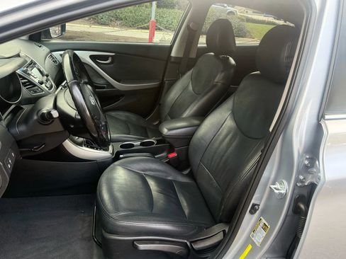 Used 2015 Hyundai Elantra SE w/ Option Group 02 image 9