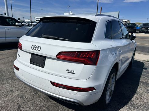 Used 2018 Audi Q5 2.0T Premium Plus w/ Premium Plus Package AWD/4WD image 5