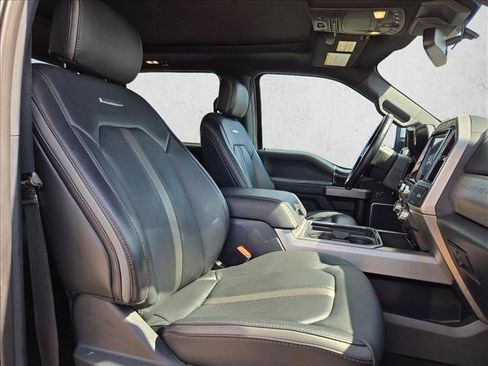 Used 2022 Ford F350 Platinum w/ Tremor Off-Road Package AWD/4WD image 22