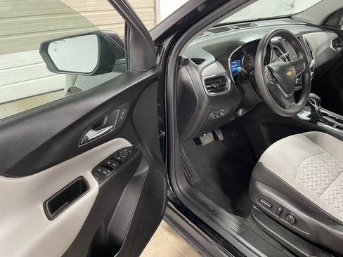Used 2024 Chevrolet Equinox LS w/ LS Convenience Package AWD/4WD image 10