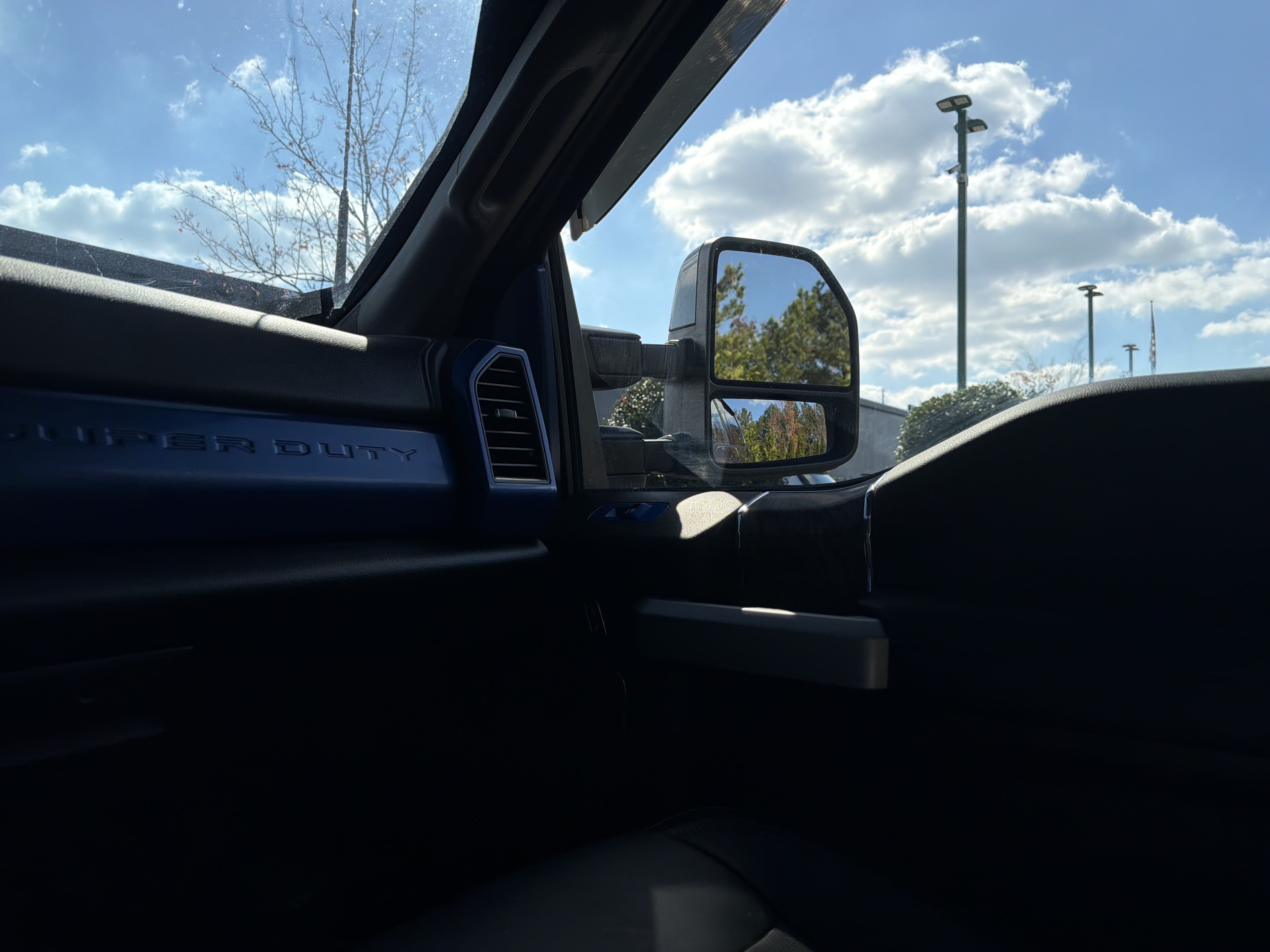Used 2019 Ford F350 Lariat w/ Lariat Ultimate Package AWD/4WD image 44
