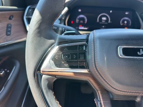 Used 2022 Jeep Grand Cherokee Summit RWD image 53
