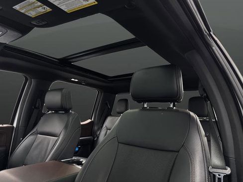 Used 2023 Ford F150 Lariat w/ Equipment Group 502A High image 7