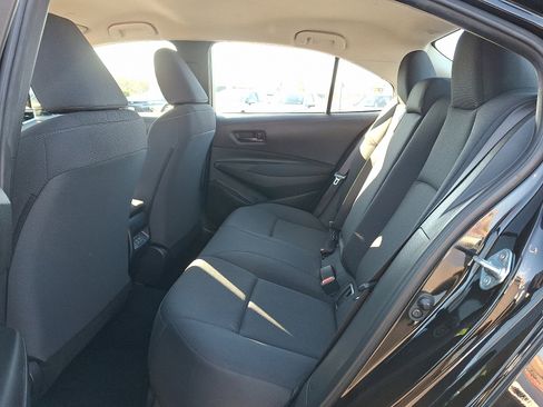 Certified 2023 Toyota Corolla LE image 11