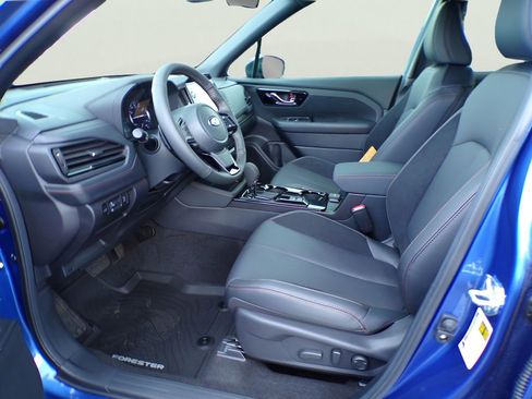 Certified 2026 Subaru Forester Touring AWD/4WD image 18