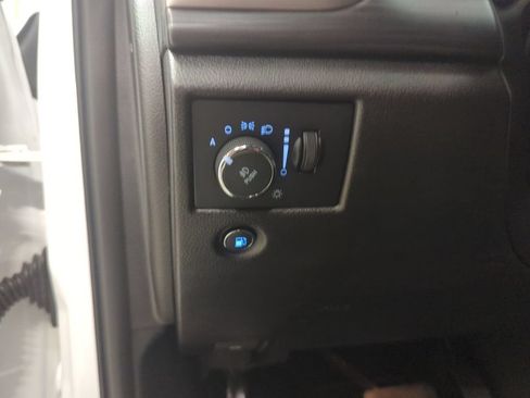 Used 2021 Jeep Grand Cherokee Laredo X AWD/4WD image 18