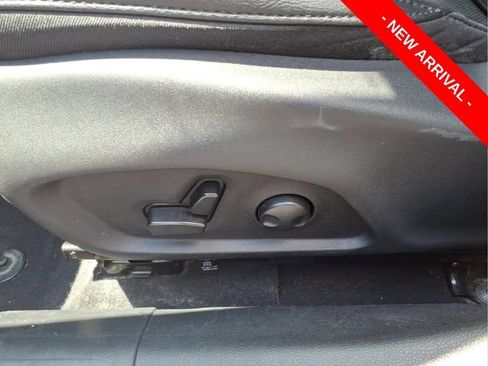 Used 2022 Jeep Compass Limited AWD/4WD image 17