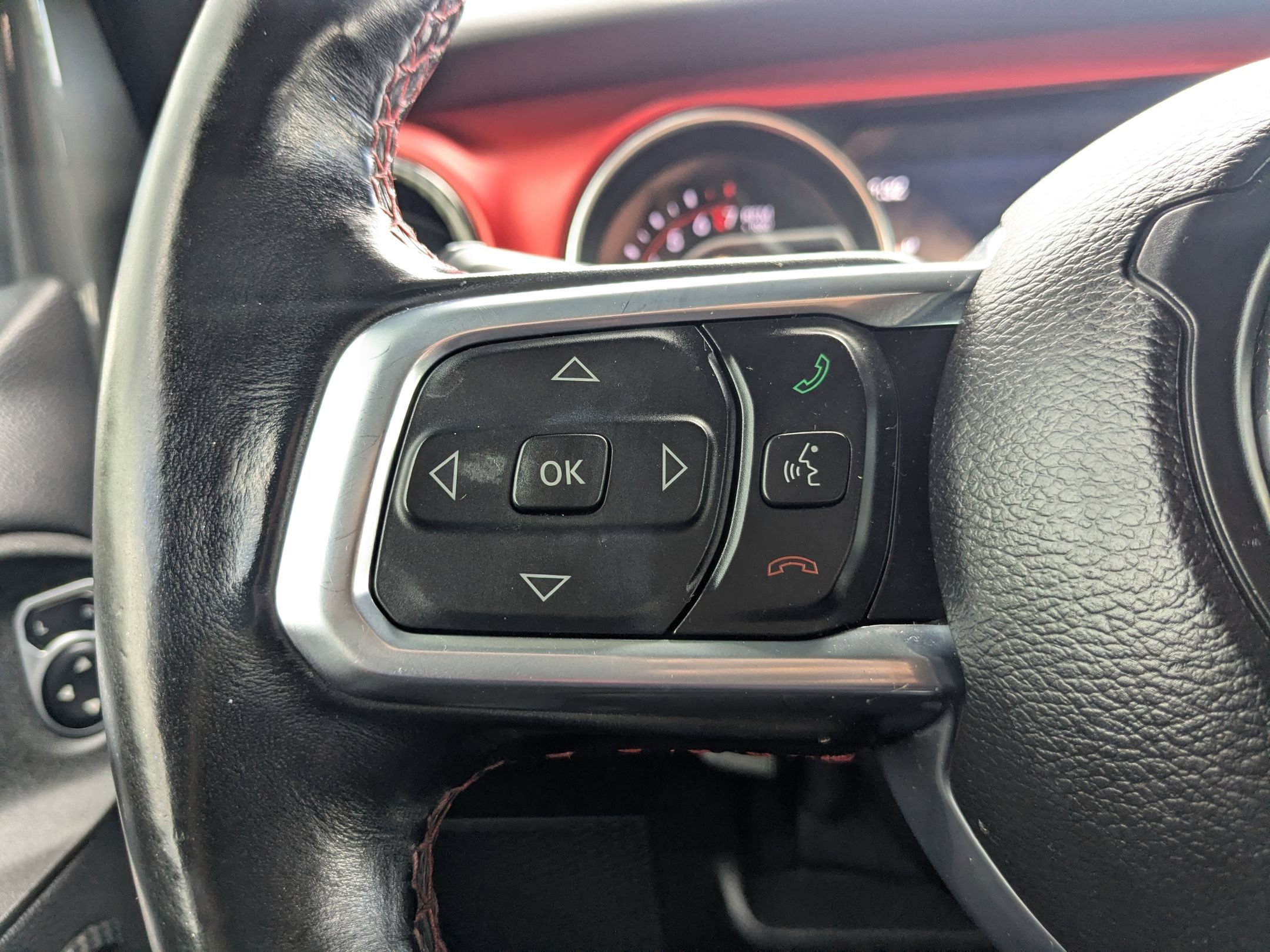 Used 2020 Jeep Gladiator Rubicon AWD/4WD image 22