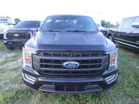 Used 2021 Ford F150 Lariat AWD/4WD image 2