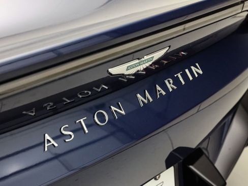 Used 2025 Aston Martin V8 Vantage Coupe image 10