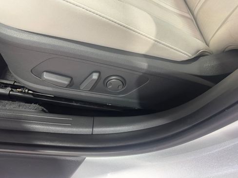 Used 2025 Hyundai Sonata SEL FWD image 15