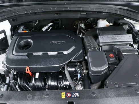 Used 2019 Hyundai Santa Fe SE image 29