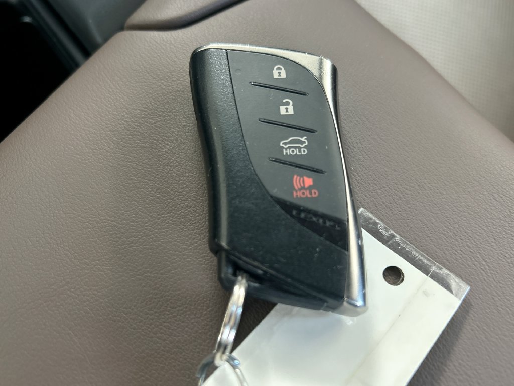 Used 2022 Lexus ES 300h w/ Premium Package FWD image 23