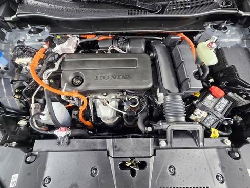 Used 2025 Honda CR-V Sport-L image 13