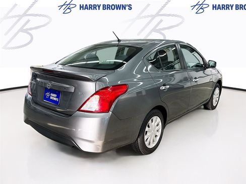 Used 2019 Nissan Versa SV image 10