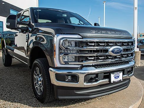 New 2026 Ford F250 Lariat image 7