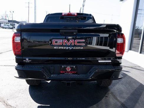New 2026 GMC Canyon Elevation w/ Convenience Package image 4