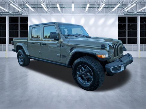 Used 2020 Jeep Gladiator Sport w/ Quick Order Package 24S image 2