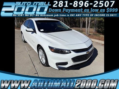Used 2018 Chevrolet Malibu LT image 1