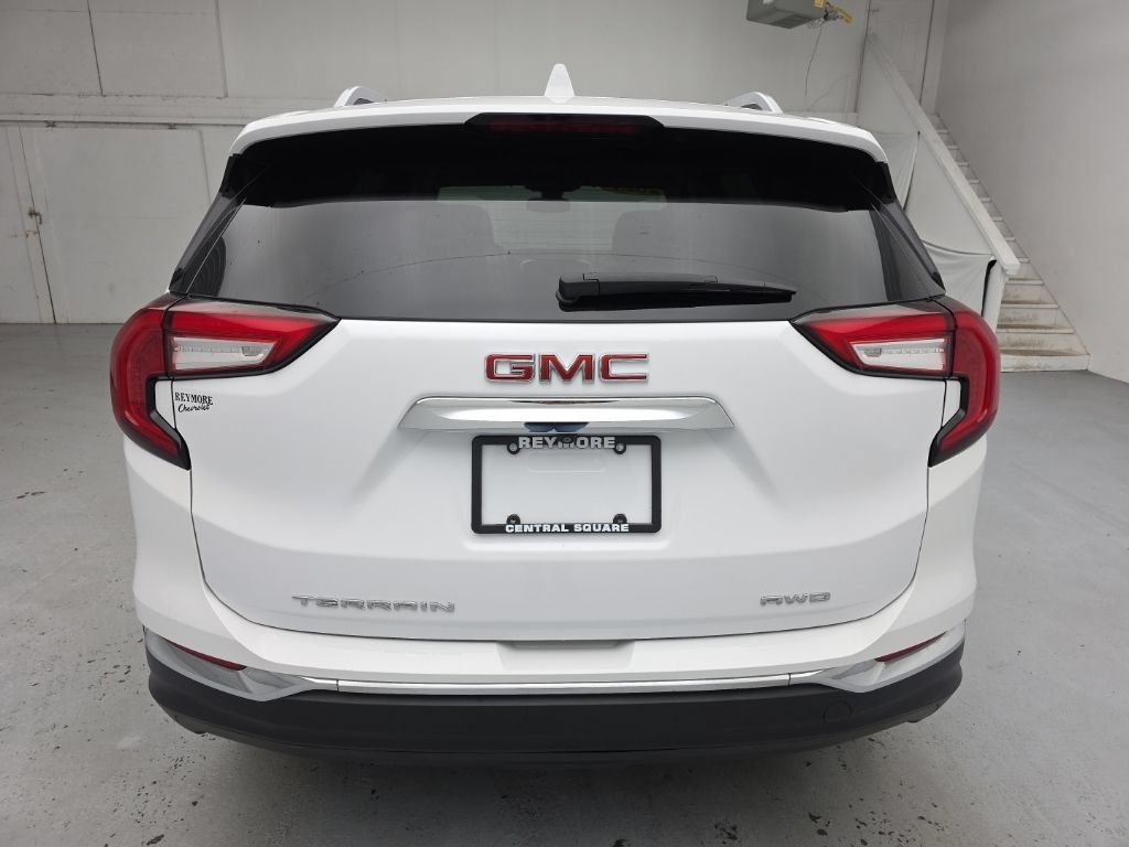 Used 2023 GMC Terrain SLT AWD/4WD image 11