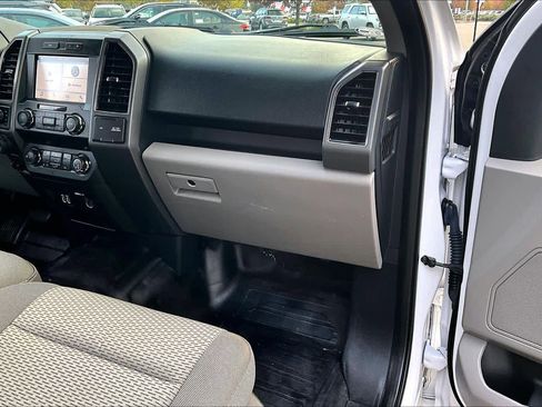 Used 2019 Ford F150 XLT w/ Max Trailer Tow Package image 18