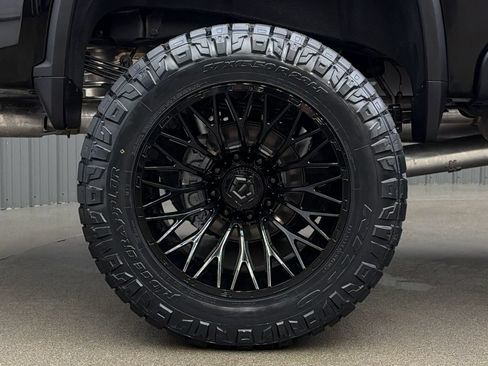 Used 2026 Chevrolet Silverado 2500 High Country w/ High Country Premium Package AWD/4WD image 11