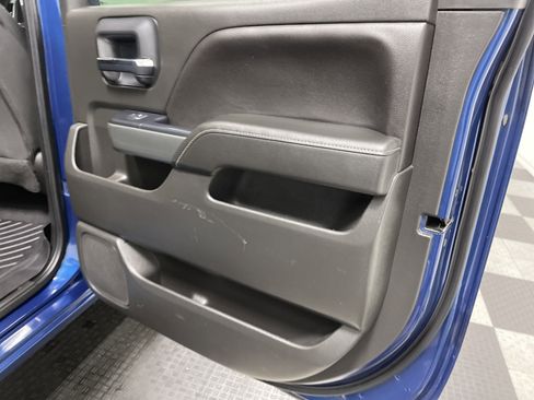 Used 2018 Chevrolet Silverado 1500 LT w/ All Star Edition image 18