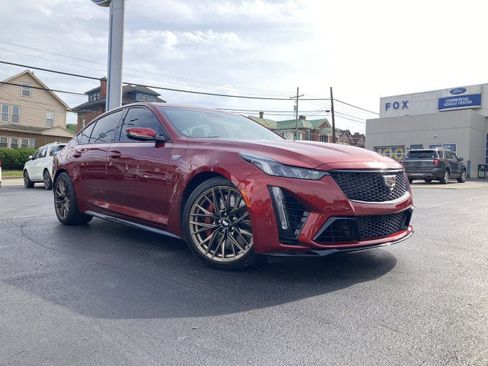 Used 2024 Cadillac CT5 V Blackwing w/ Parking Package RWD image 2