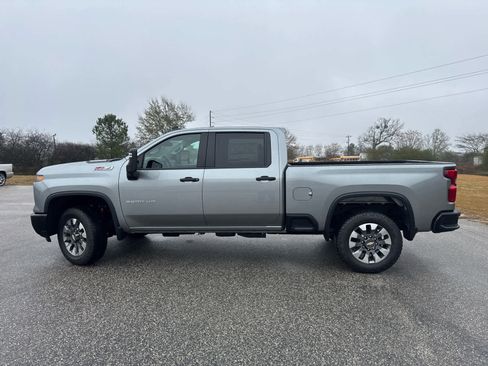 New 2026 Chevrolet Silverado 2500 Custom w/ Custom Value Package image 4