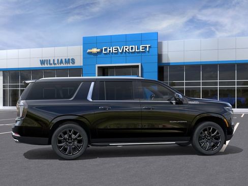 New 2026 Chevrolet Suburban High Country w/ Sun And Tow Package AWD/4WD image 5
