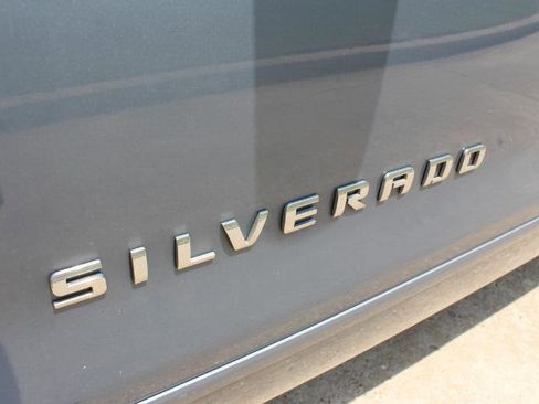 Used 2015 Chevrolet Silverado 1500 LT w/ LT Convenience Package RWD image 24