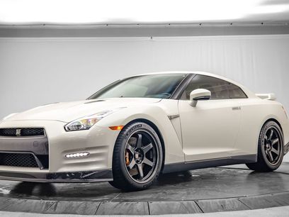 Used 2016 Nissan GT-R Premium