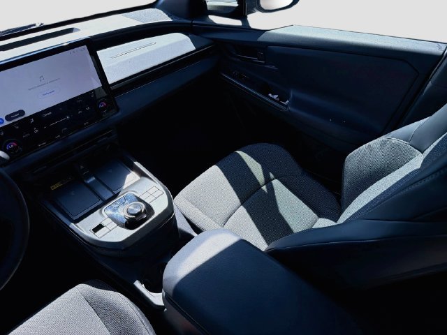 Used 2026 Toyota bZ FWD image 19