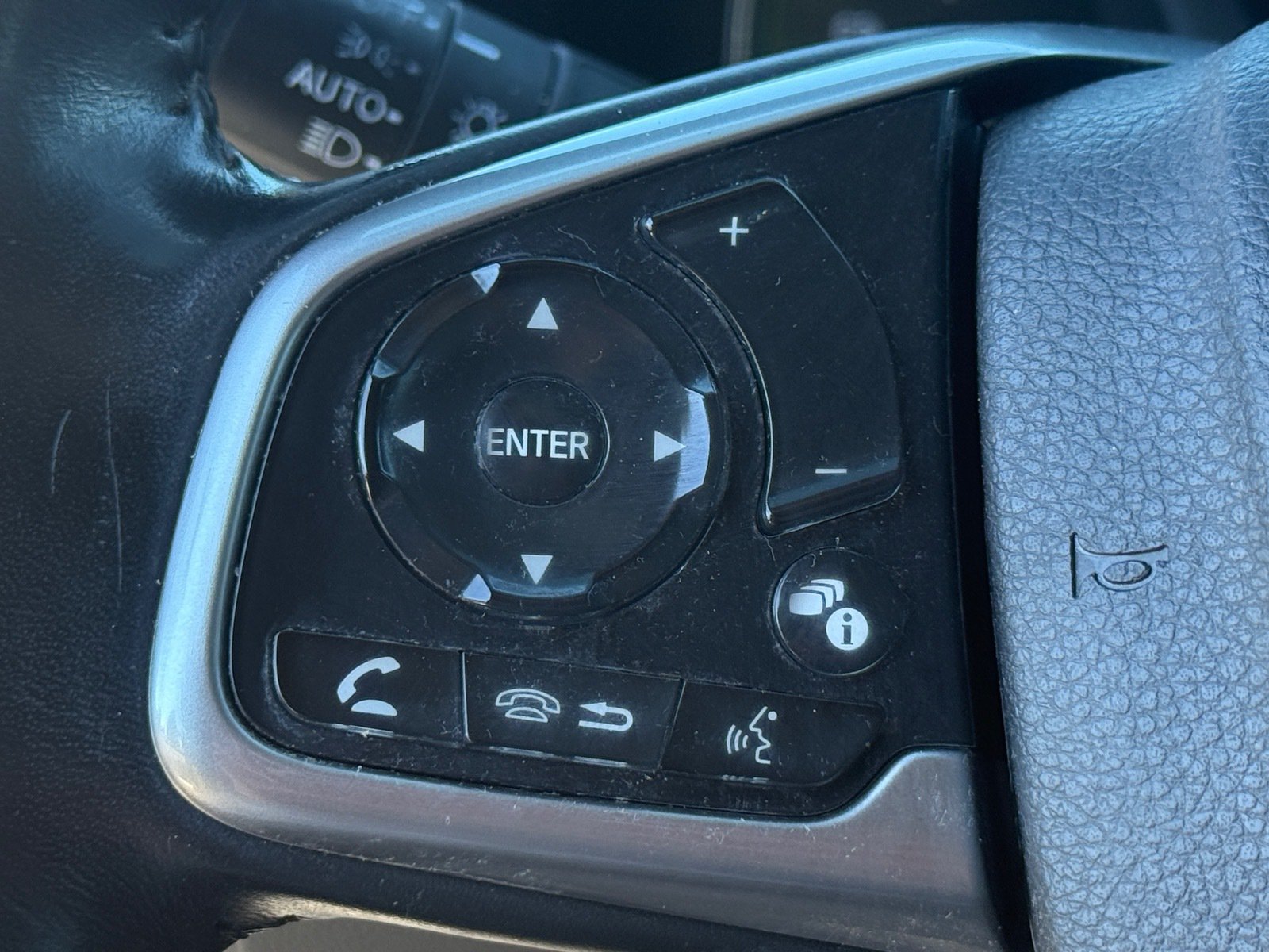 Used 2021 Honda CR-V Touring image 23