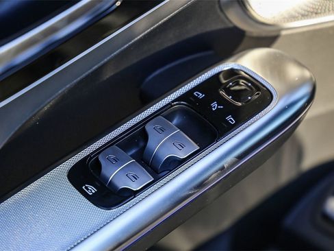 New 2025 Mercedes-Benz GLC 43 AMG 4MATIC image 29