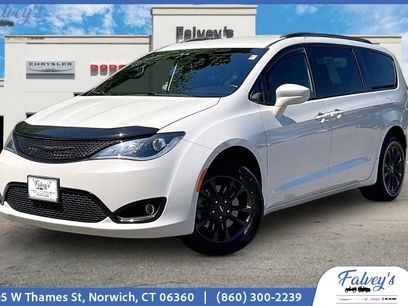 Used 2020 Chrysler Pacifica Touring-L