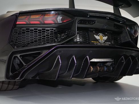 Used 2015 Lamborghini Aventador LP 700-4 image 10