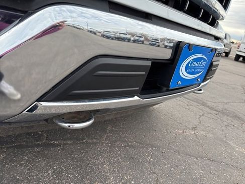 Used 2023 Ford F150 Lariat w/ Trailer Tow Package image 9