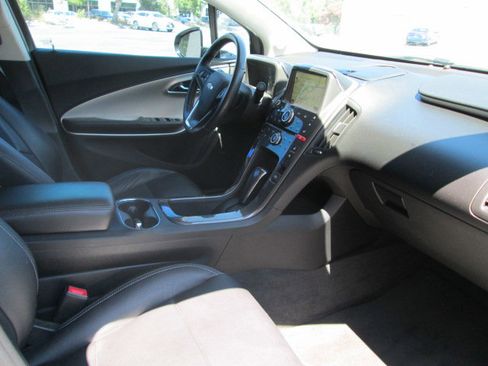 Used 2014 Chevrolet Volt Premium w/ Premium Trim Package FWD image 8