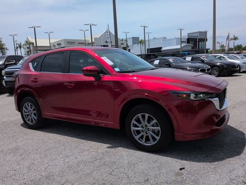 Used 2024 MAZDA CX-5 AWD 2.5 S w/ Preferred Package image 2