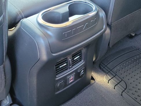 Used 2020 Nissan Titan SL w/ Moonroof Package image 15