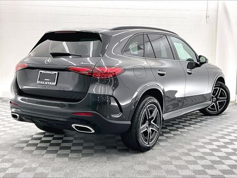 Used 2025 Mercedes-Benz GLC 300 4MATIC w/ AMG Line image 11