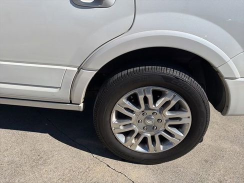 Used 2013 Ford Expedition Limited image 6