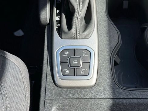 New 2026 Nissan Frontier SV w/ SV Convenience Package image 28