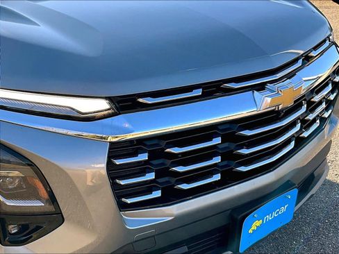 Used 2025 Chevrolet Equinox LT w/ Convenience Package II image 32