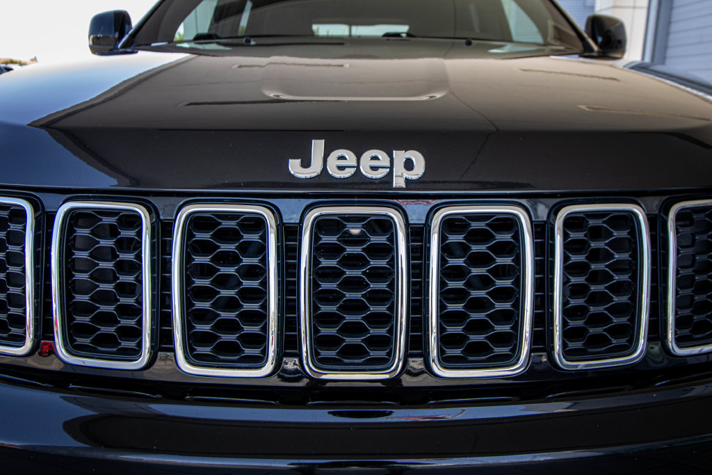 Used 2020 Jeep Grand Cherokee Laredo w/ Security & Convenience Group AWD/4WD image 8